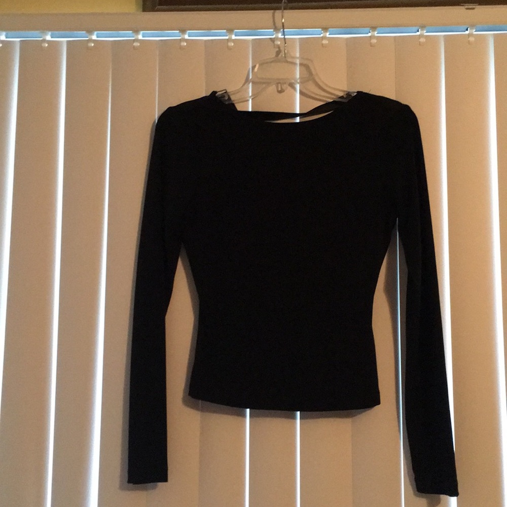 Black sexy Express Top with the back out